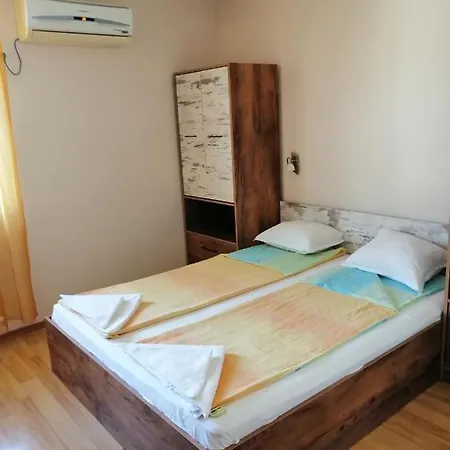 Πανσιόν дом апостолови 4*