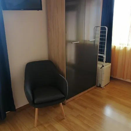 дом апостолови Pensión 4*