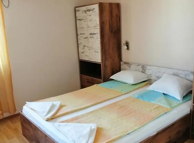 Gasthuis дом апостолови 4*