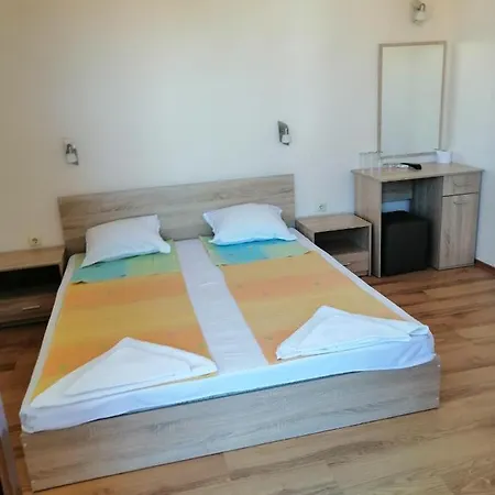 Guest house дом апостолови 4*