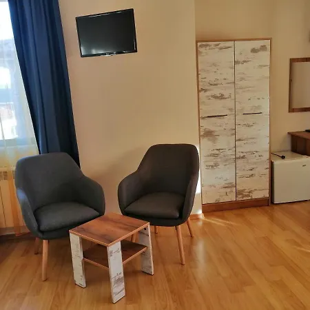 дом апостолови 3*